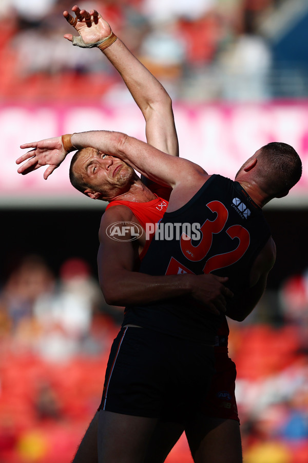 AFL 2025 Round 23 - Gold Coast v GWS - A-61410116