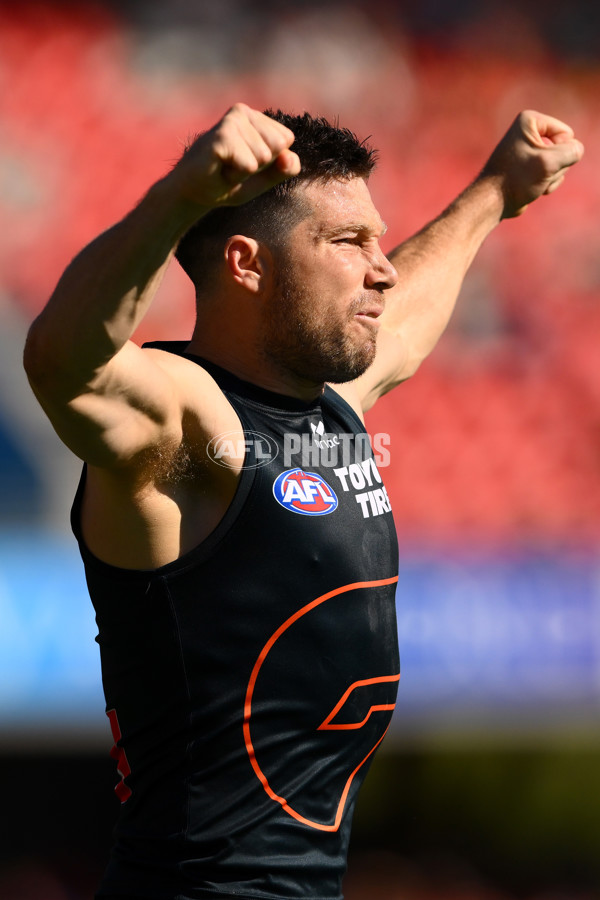 AFL 2025 Round 23 - Gold Coast v GWS - A-61410333