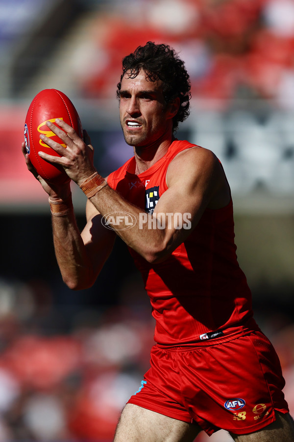 AFL 2025 Round 23 - Gold Coast v GWS - A-61410337