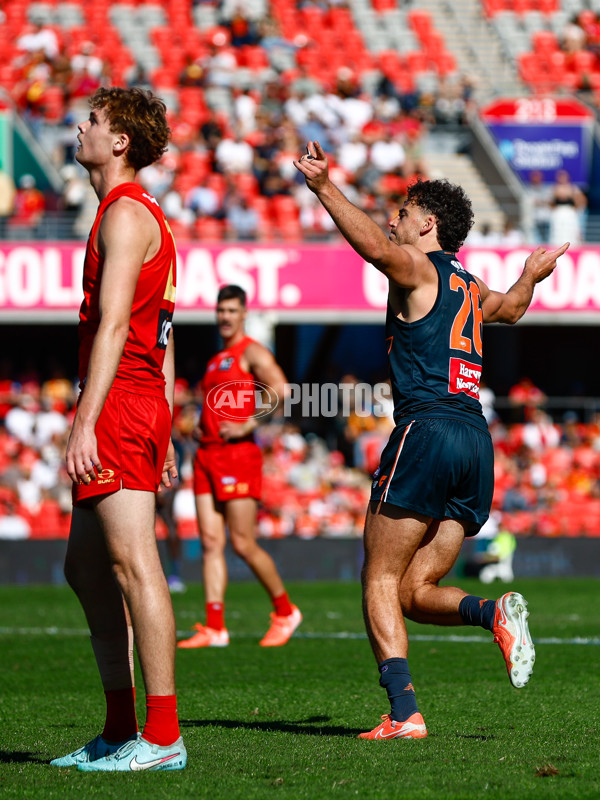 AFL 2025 Round 23 - Gold Coast v GWS - A-61410359