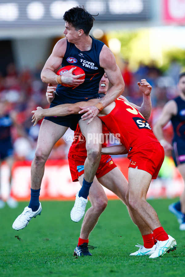 AFL 2025 Round 23 - Gold Coast v GWS - A-61412853