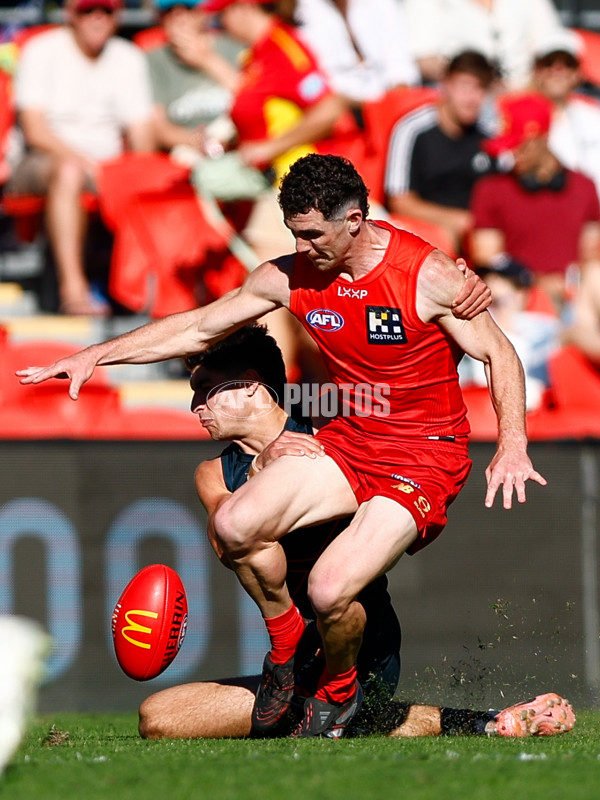 AFL 2025 Round 23 - Gold Coast v GWS - A-61413215