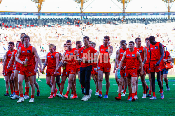AFL 2025 Round 23 - Gold Coast v GWS - A-61413224