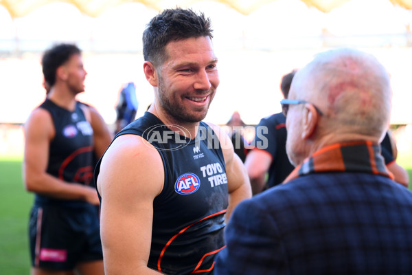 AFL 2025 Round 23 - Gold Coast v GWS - A-61415273