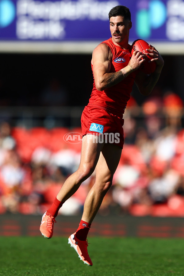 AFL 2025 Round 23 - Gold Coast v GWS - A-61415316