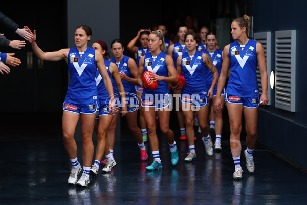 AFLW 2025 Round 01 - Geelong v North Melbourne - A-61415988