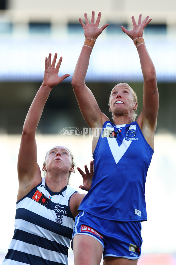 AFLW 2025 Round 01 - Geelong v North Melbourne - A-61416032