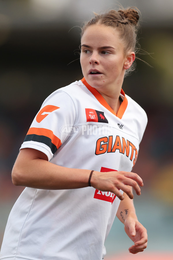 AFLW 2025 Round 01 - GWS v Essendon - A-61421644