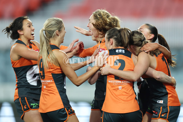 AFLW 2025 Round 01 - GWS v Essendon - A-61421720