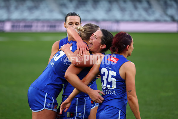 AFLW 2025 Round 01 - Geelong v North Melbourne - A-61421735