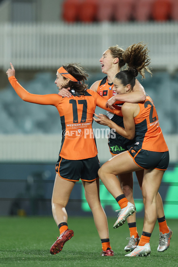 AFLW 2025 Round 01 - GWS v Essendon - A-61429223