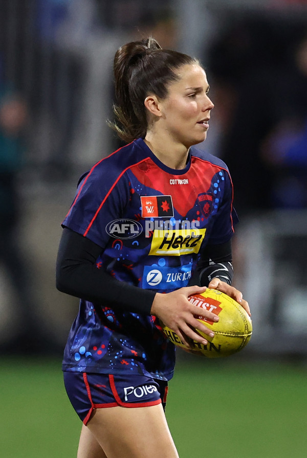 AFLW 2025 Round 01 - Western Bulldogs v Melbourne - A-61429254