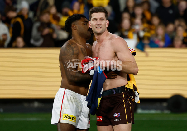 AFL 2025 Round 23 - Hawthorn v Melbourne - A-61429301