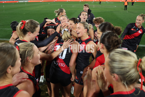 AFLW 2025 Round 01 - GWS v Essendon - A-61432032