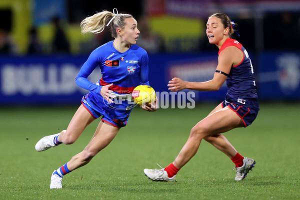 AFLW 2025 Round 01 - Western Bulldogs v Melbourne - A-61434693