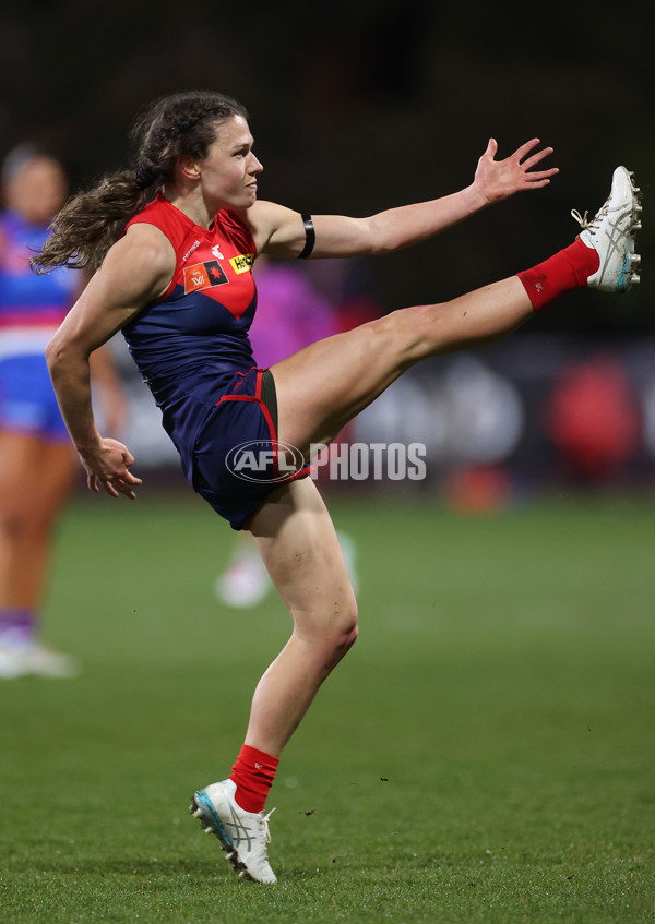 AFLW 2025 Round 01 - Western Bulldogs v Melbourne - A-61434760