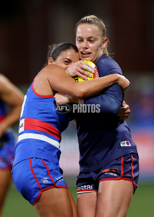 AFLW 2025 Round 01 - Western Bulldogs v Melbourne - A-61437248