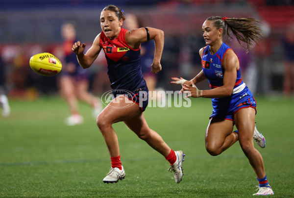 AFLW 2025 Round 01 - Western Bulldogs v Melbourne - A-61437254
