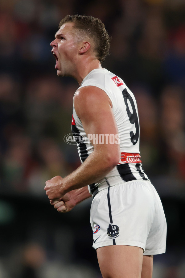 AFL 2025 Round 23 - Adelaide v Collingwood - A-61437972
