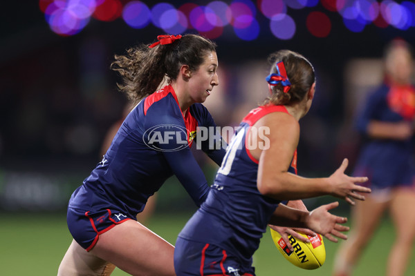 AFLW 2025 Round 01 - Western Bulldogs v Melbourne - A-61439896