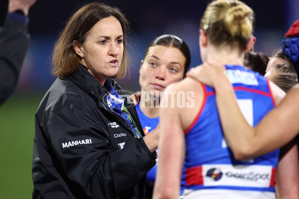 AFLW 2025 Round 01 - Western Bulldogs v Melbourne - A-61439907