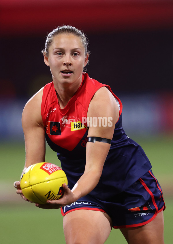AFLW 2025 Round 01 - Western Bulldogs v Melbourne - A-61442436