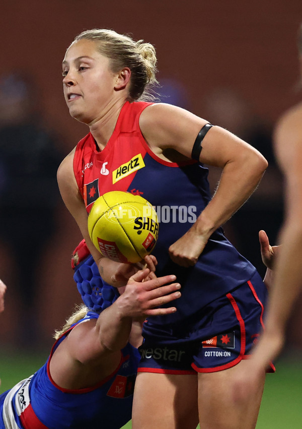 AFLW 2025 Round 01 - Western Bulldogs v Melbourne - A-61442867