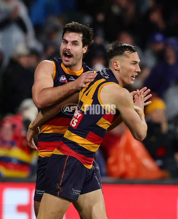 AFL 2025 Round 23 - Adelaide v Collingwood - A-61442888