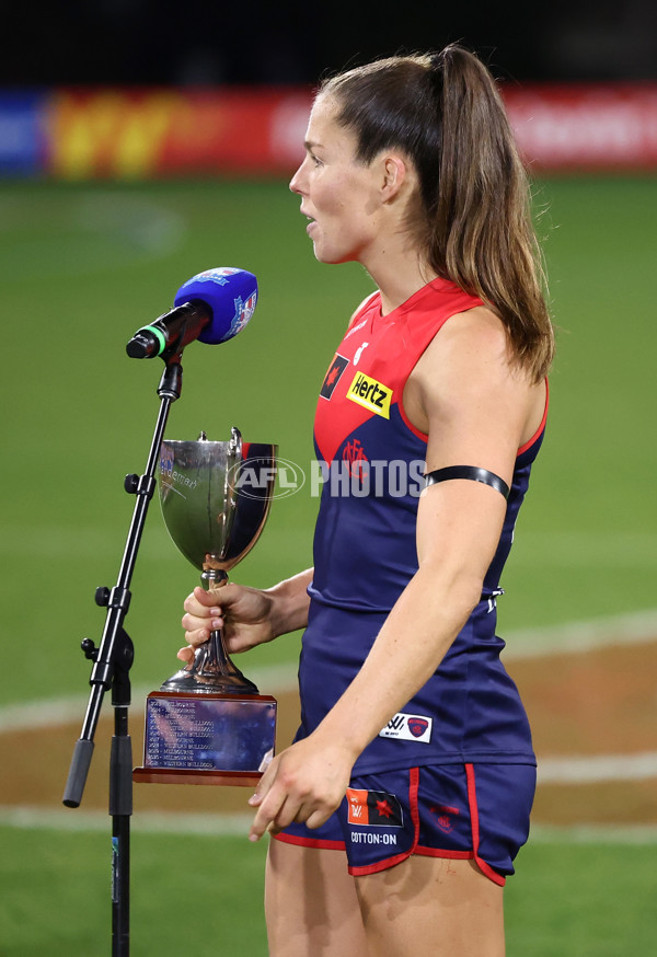 AFLW 2025 Round 01 - Western Bulldogs v Melbourne - A-61444916