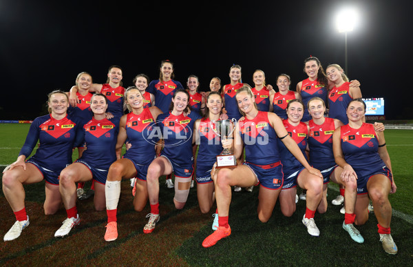 AFLW 2025 Round 01 - Western Bulldogs v Melbourne - A-61444919