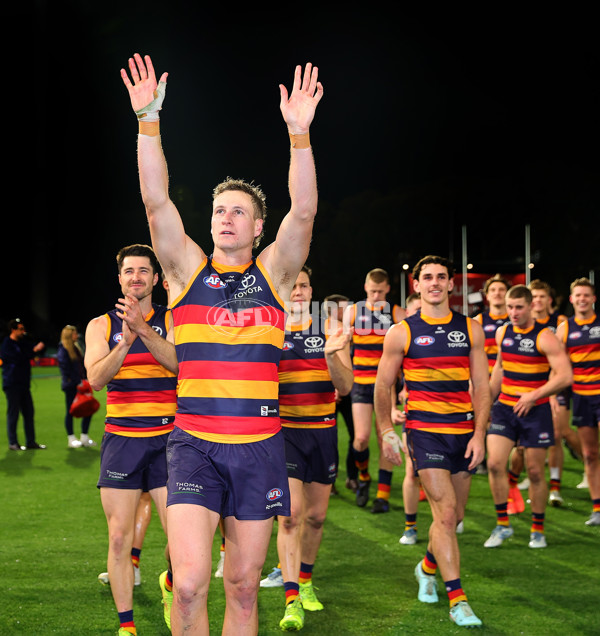 AFL 2025 Round 23 - Adelaide v Collingwood - A-61447517