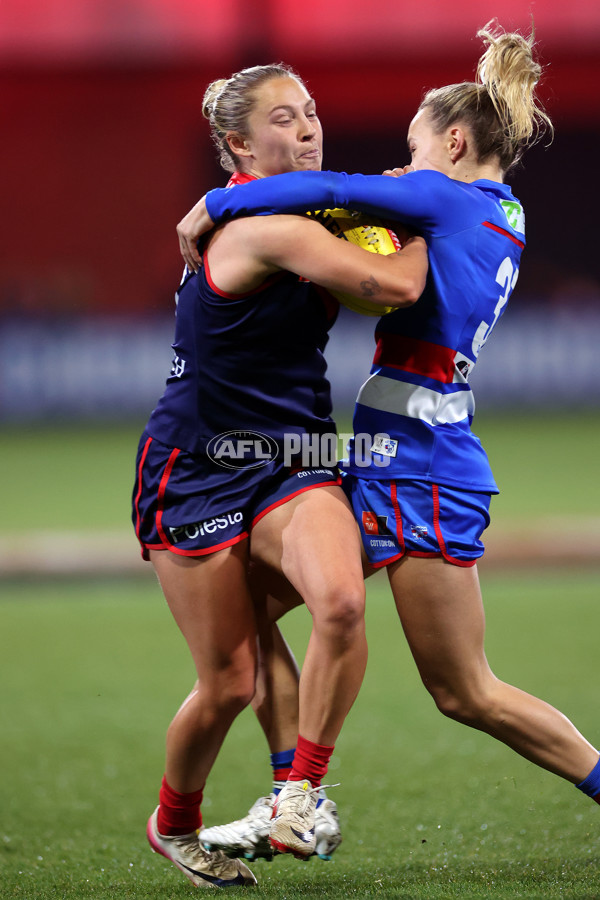 AFLW 2025 Round 01 - Western Bulldogs v Melbourne - A-61450084