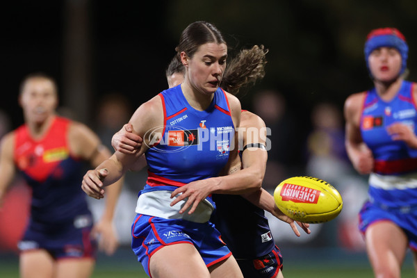 AFLW 2025 Round 01 - Western Bulldogs v Melbourne - A-61450371
