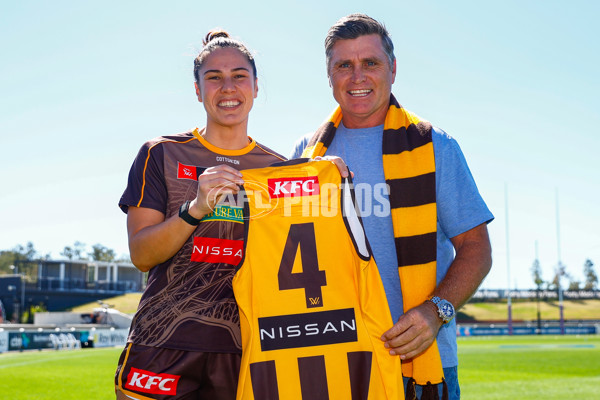 AFLW 2025 Round 01 - Brisbane v Hawthorn - A-61458785
