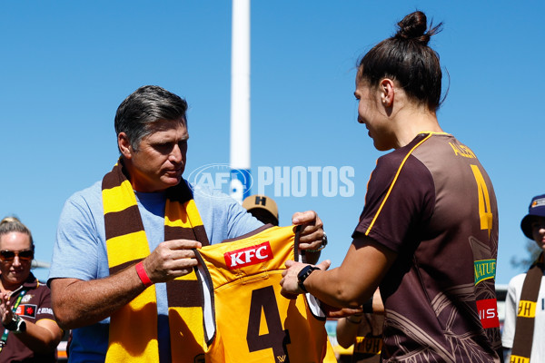 AFLW 2025 Round 01 - Brisbane v Hawthorn - A-61460425