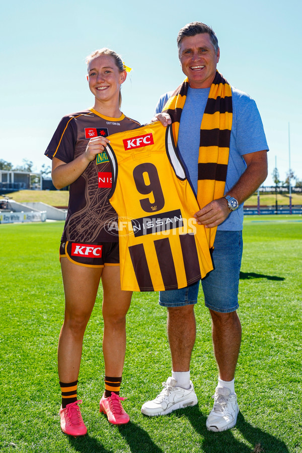AFLW 2025 Round 01 - Brisbane v Hawthorn - A-61460438