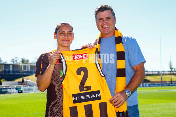 AFLW 2025 Round 01 - Brisbane v Hawthorn - A-61460445