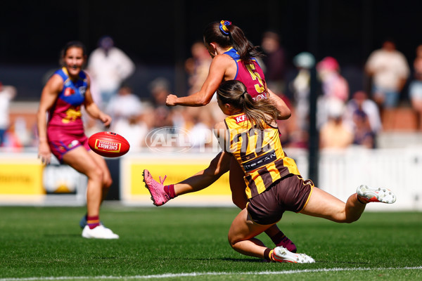 AFLW 2025 Round 01 - Brisbane v Hawthorn - A-61462713