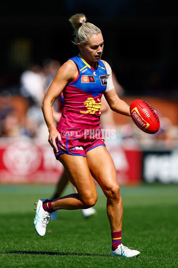 AFLW 2025 Round 01 - Brisbane v Hawthorn - A-61462729