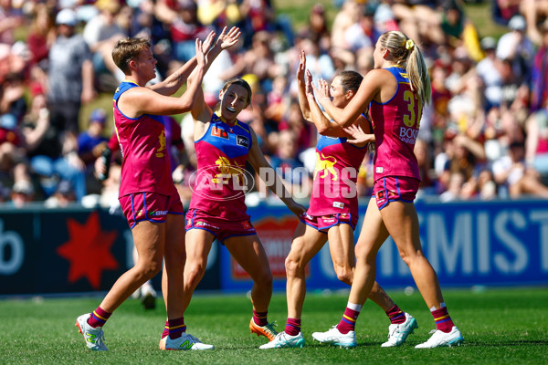 AFLW 2025 Round 01 - Brisbane v Hawthorn - A-61465076