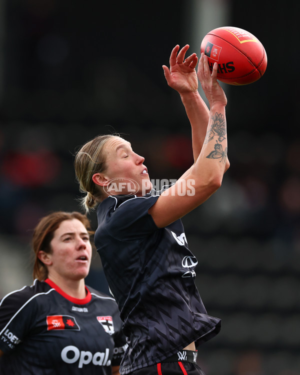 AFLW 2025 Round 01 - St Kilda v Adelaide - A-61465119
