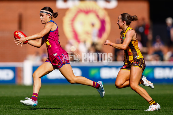 AFLW 2025 Round 01 - Brisbane v Hawthorn - A-61466438