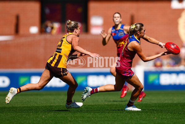 AFLW 2025 Round 01 - Brisbane v Hawthorn - A-61466439