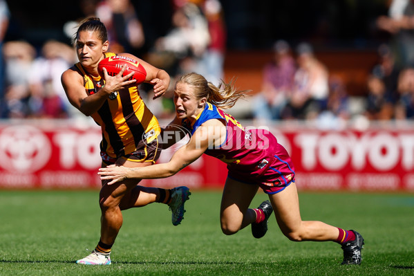 AFLW 2025 Round 01 - Brisbane v Hawthorn - A-61466450