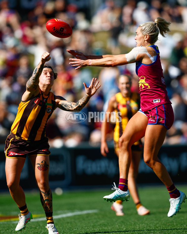 AFLW 2025 Round 01 - Brisbane v Hawthorn - A-61466451