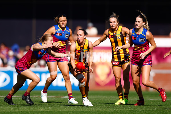 AFLW 2025 Round 01 - Brisbane v Hawthorn - A-61468044