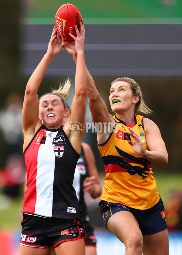 AFLW 2025 Round 01 - St Kilda v Adelaide - A-61469094
