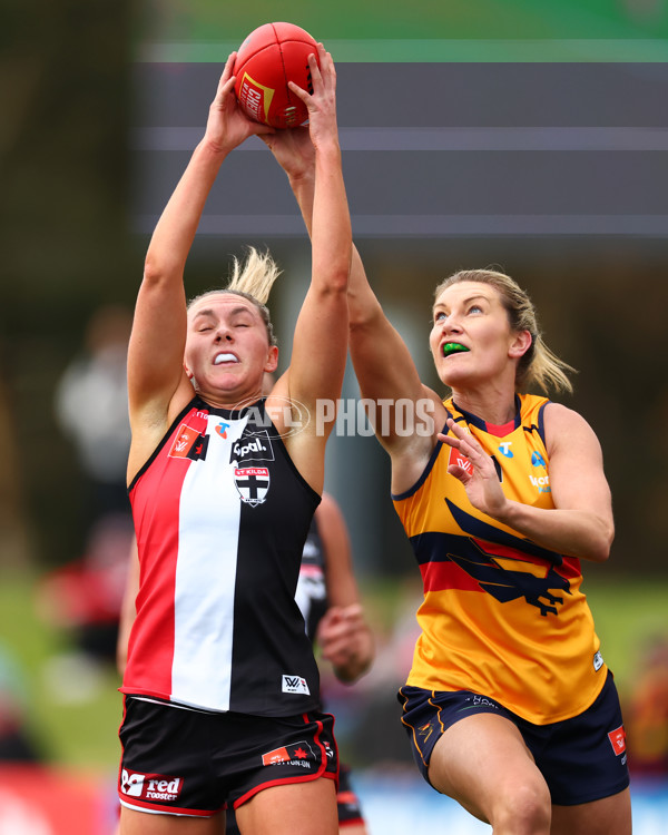 AFLW 2025 Round 01 - St Kilda v Adelaide - A-61469095