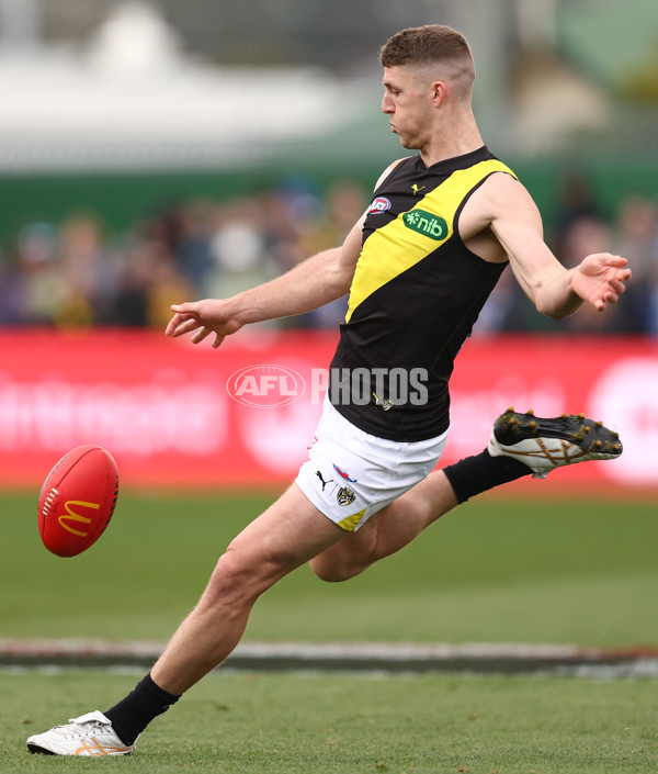 AFL 2025 Round 23 - North Melbourne v Richmond - A-61471476