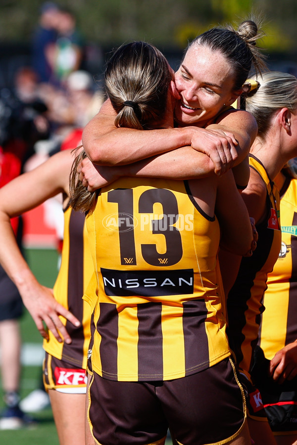 AFLW 2025 Round 01 - Brisbane v Hawthorn - A-61473557